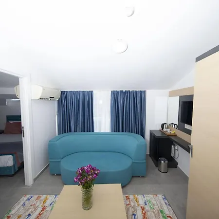 Otel Attalos Smart Lara Star